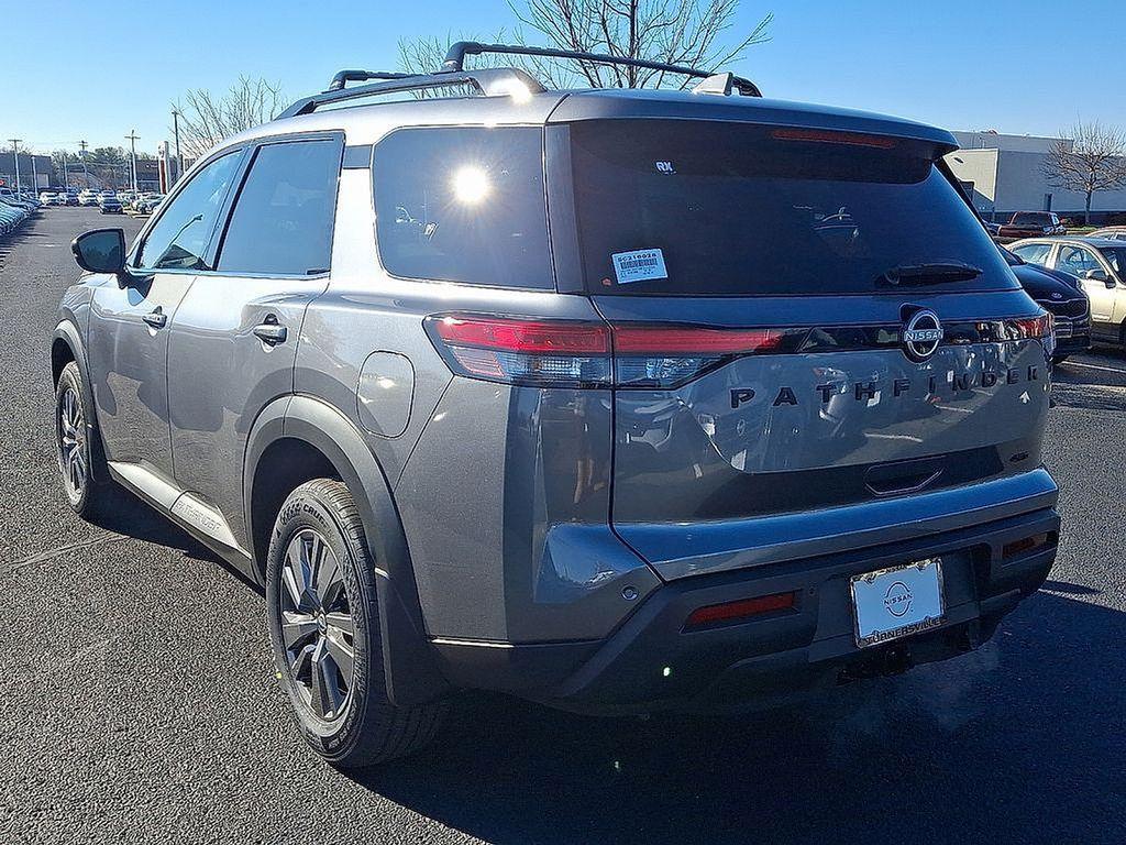 new 2025 Nissan Pathfinder car, priced at $47,900