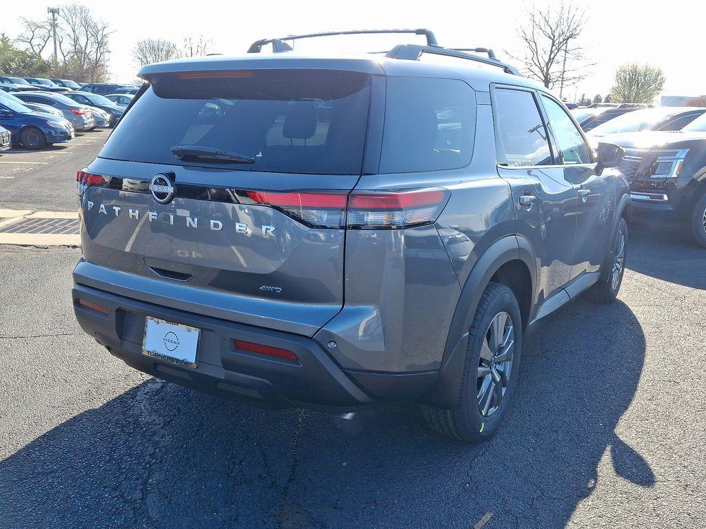 new 2025 Nissan Pathfinder car, priced at $44,445