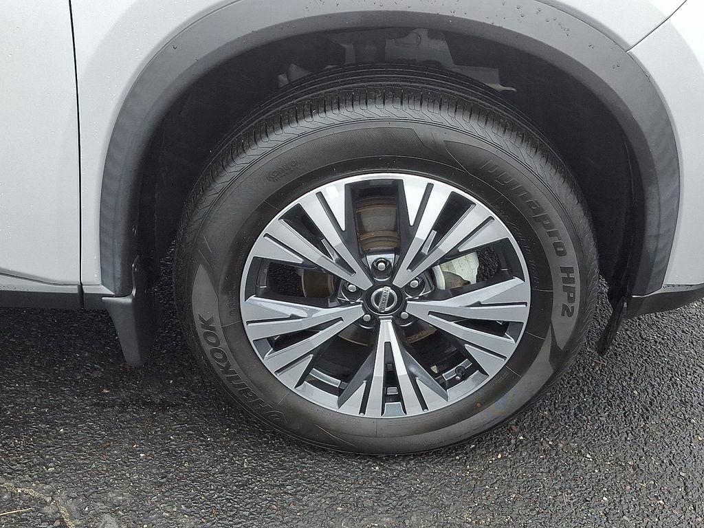 used 2021 Nissan Rogue car, priced at $22,857