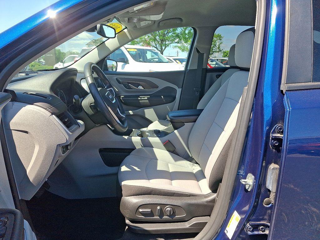 used 2022 GMC Terrain car, priced at $21,377
