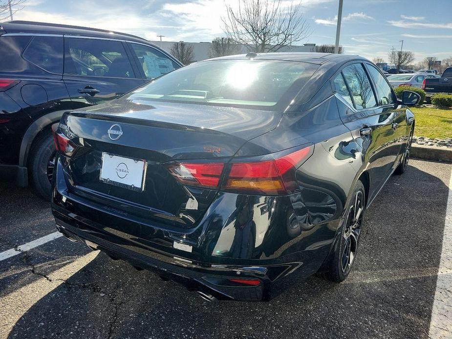 new 2025 Nissan Altima car, priced at $30,980