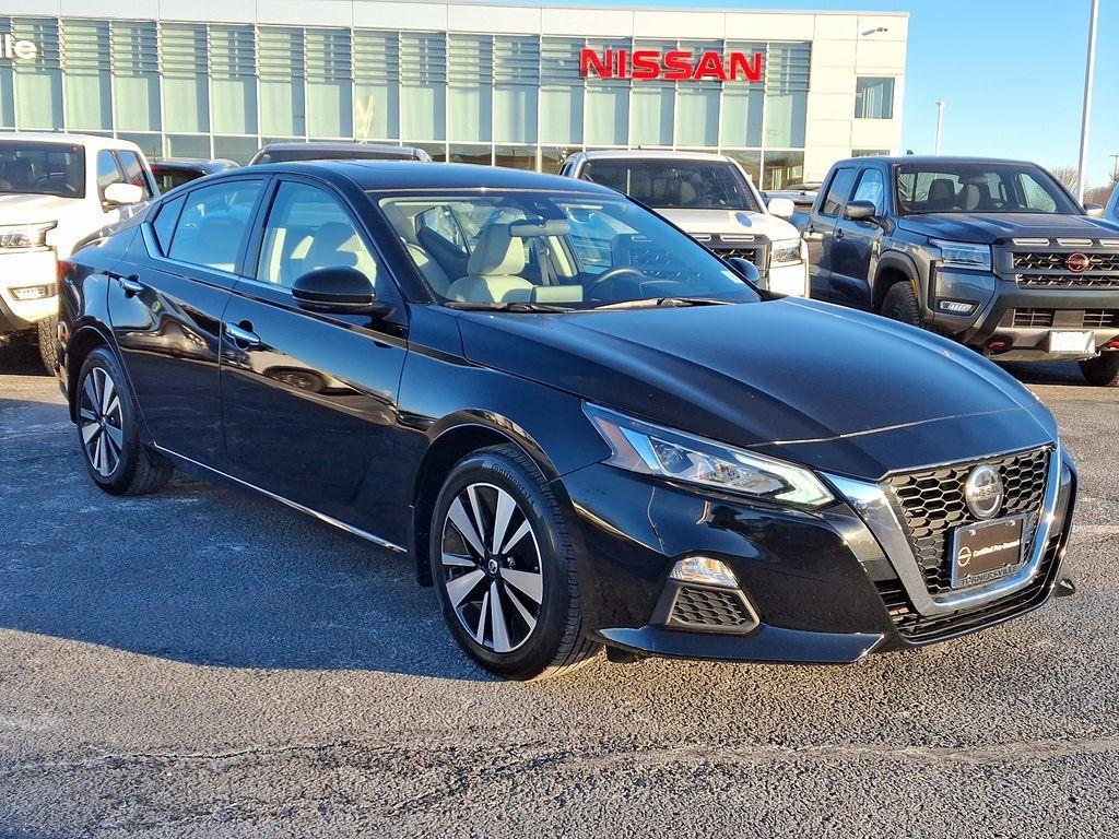 used 2022 Nissan Altima car, priced at $21,165