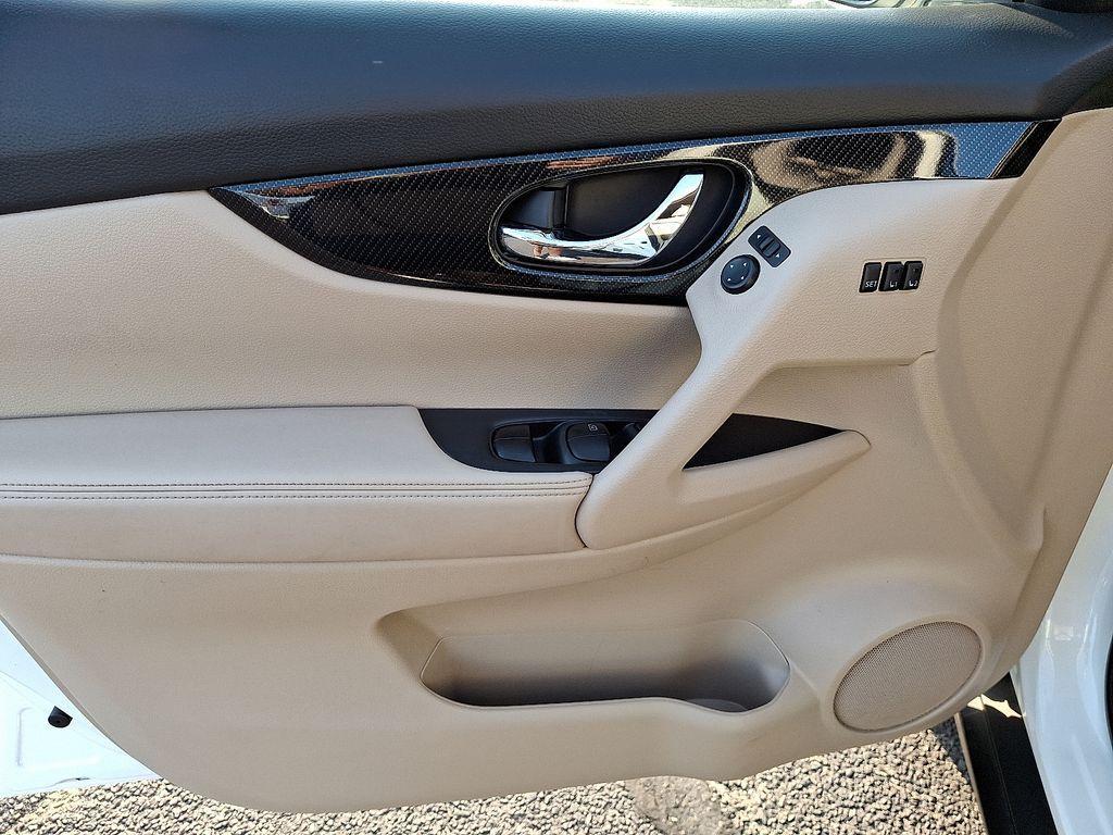 used 2019 Nissan Rogue car, priced at $20,248