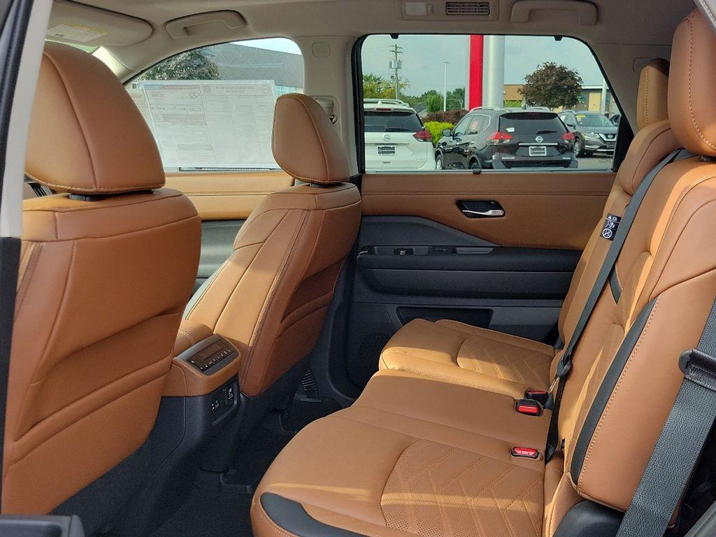 new 2025 Nissan Pathfinder car, priced at $55,435