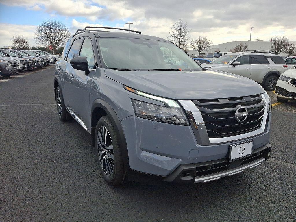 new 2025 Nissan Pathfinder car, priced at $55,435