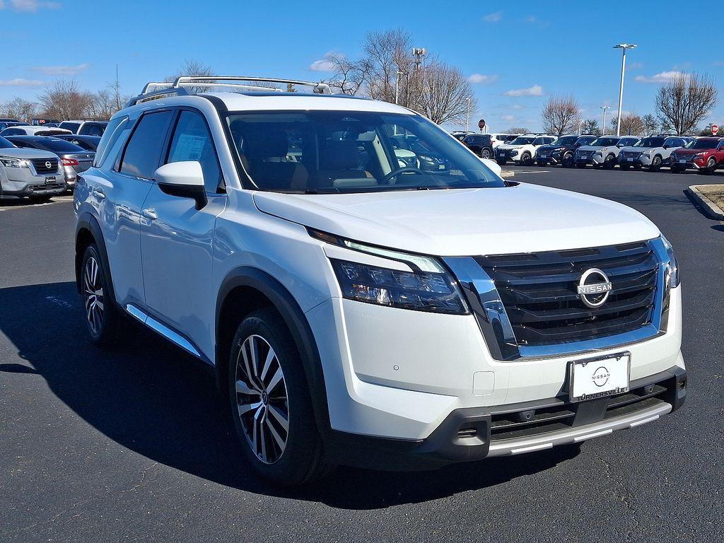 new 2025 Nissan Pathfinder car, priced at $54,990