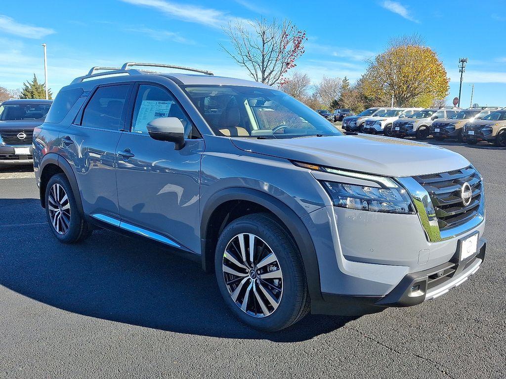 new 2025 Nissan Pathfinder car, priced at $54,310