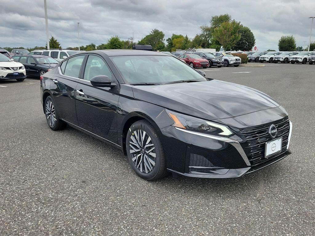 new 2025 Nissan Altima car, priced at $31,765