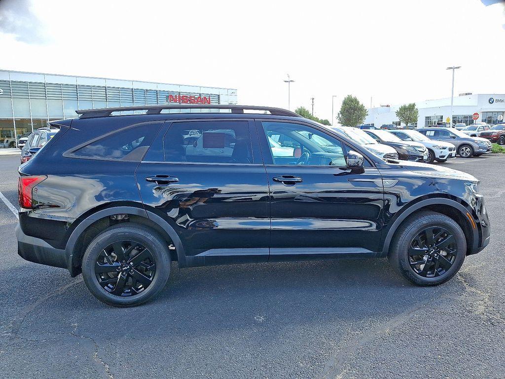 used 2022 Kia Sorento car, priced at $28,960