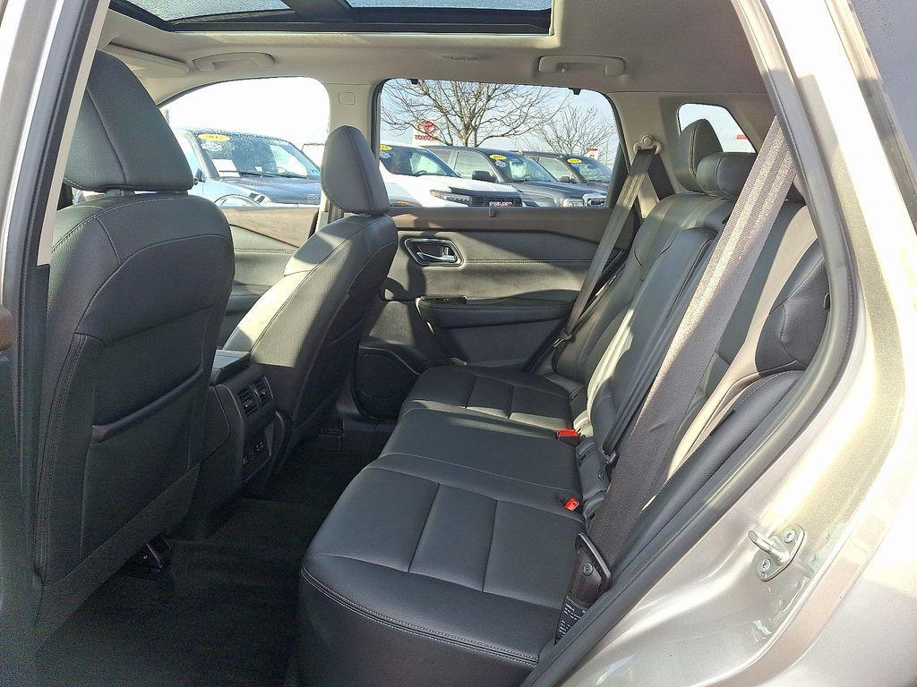 used 2021 Nissan Rogue car, priced at $22,817