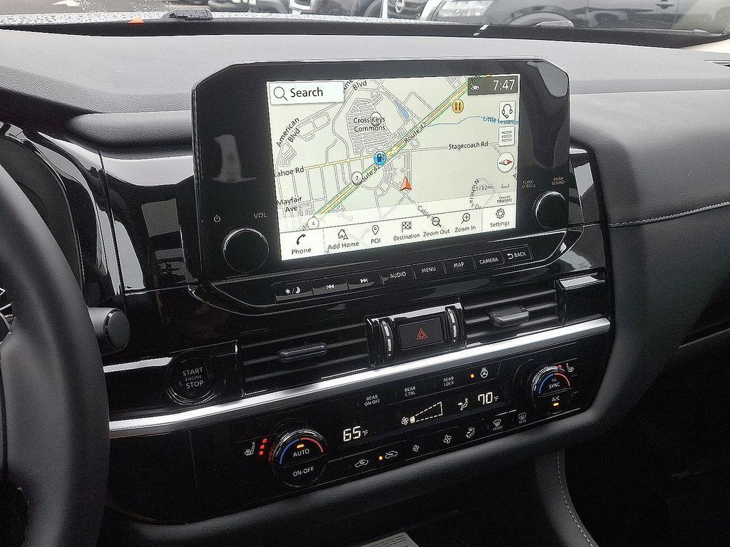 new 2025 Nissan Pathfinder car, priced at $49,925
