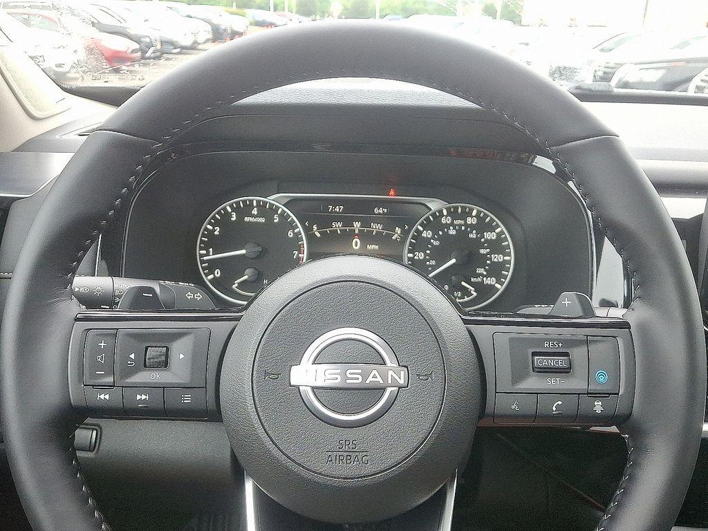 new 2025 Nissan Pathfinder car, priced at $49,925