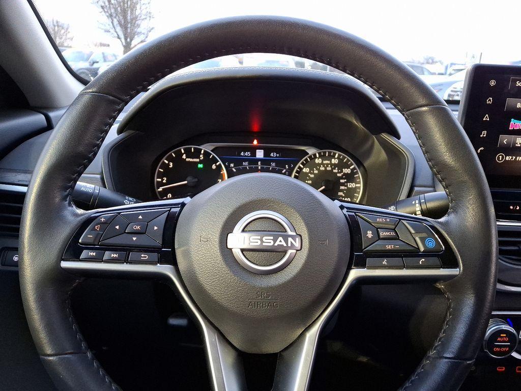 used 2024 Nissan Altima car, priced at $29,163