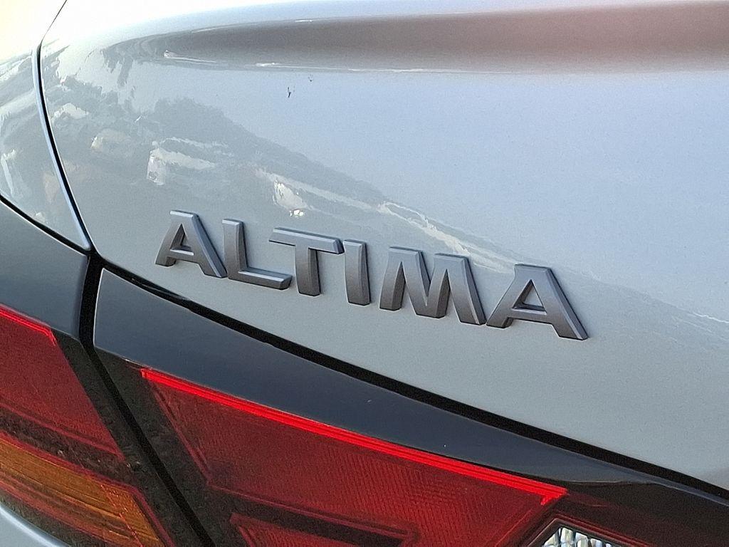 new 2025 Nissan Altima car, priced at $33,870