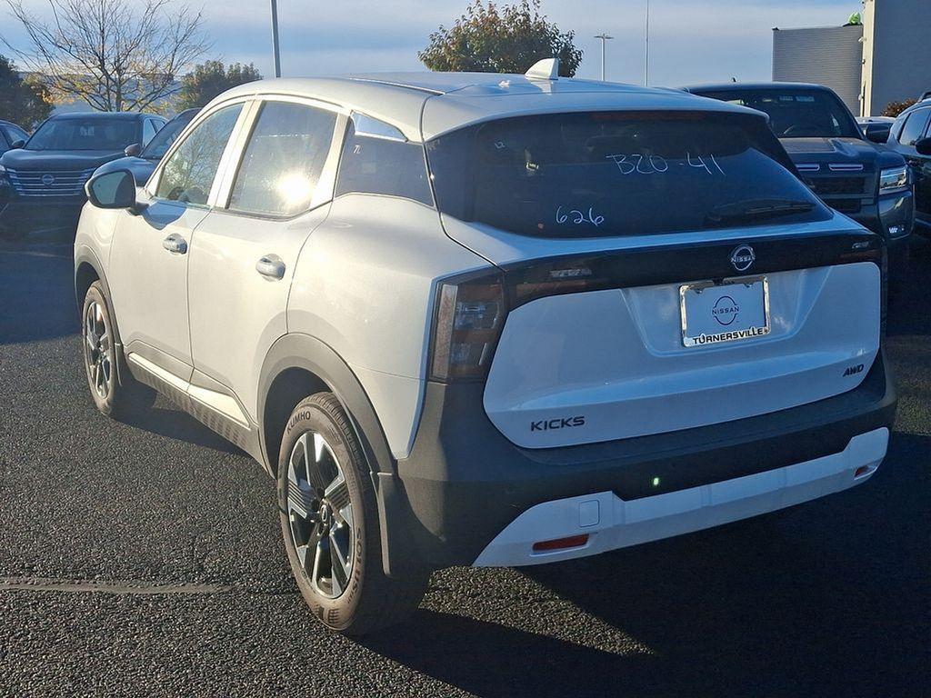 new 2025 Nissan Kicks car, priced at $28,695