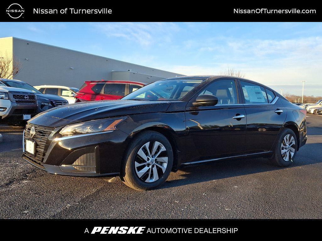 new 2025 Nissan Altima car, priced at $27,344