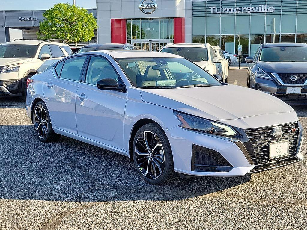 new 2025 Nissan Altima car, priced at $32,097