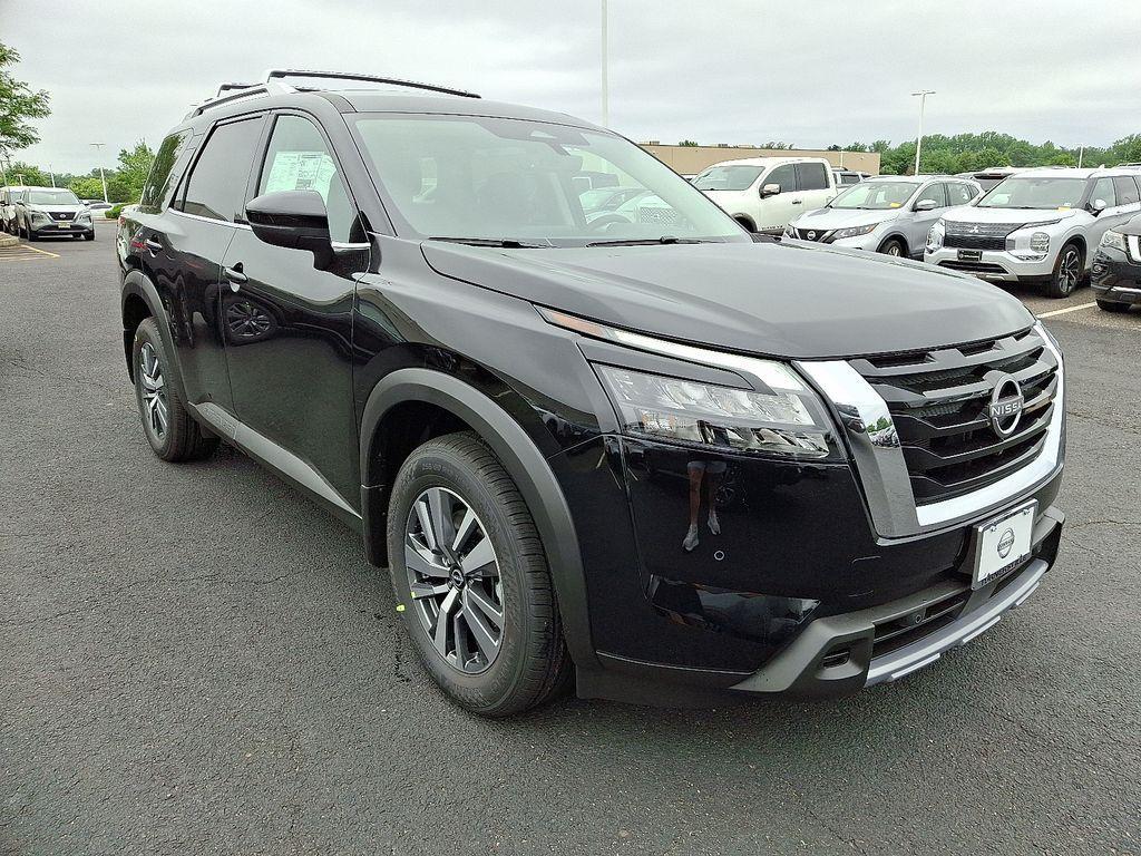 new 2025 Nissan Pathfinder car, priced at $46,935