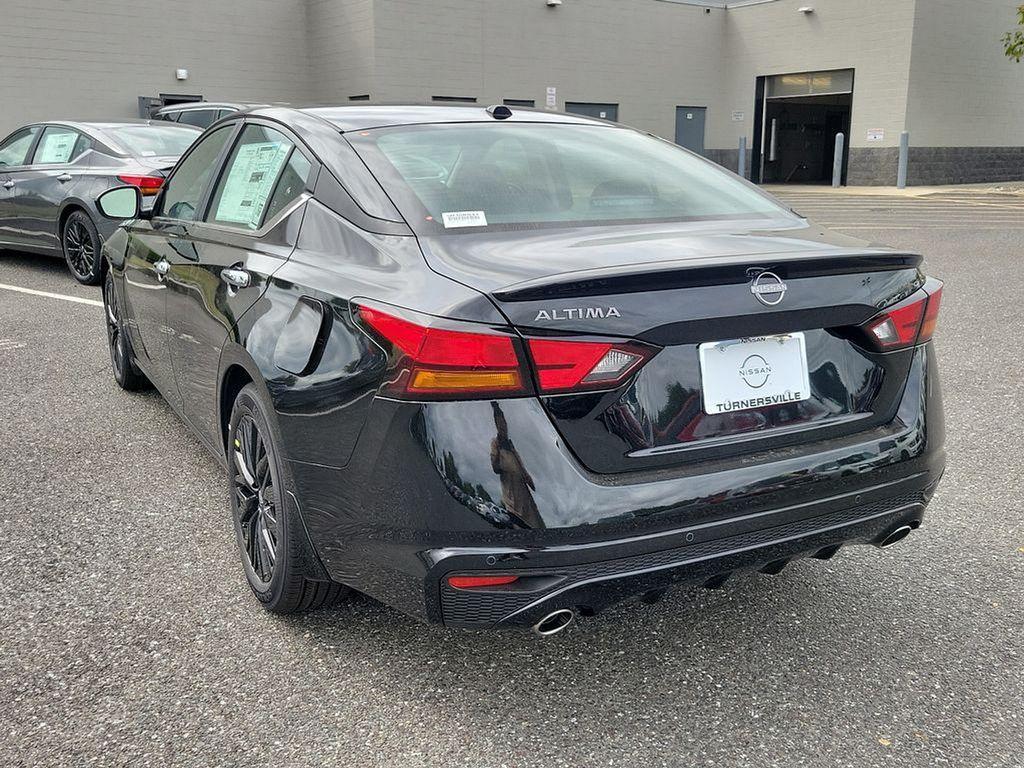 new 2025 Nissan Altima car, priced at $30,660