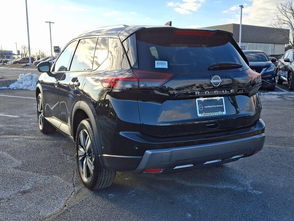 used 2024 Nissan Rogue car, priced at $36,676