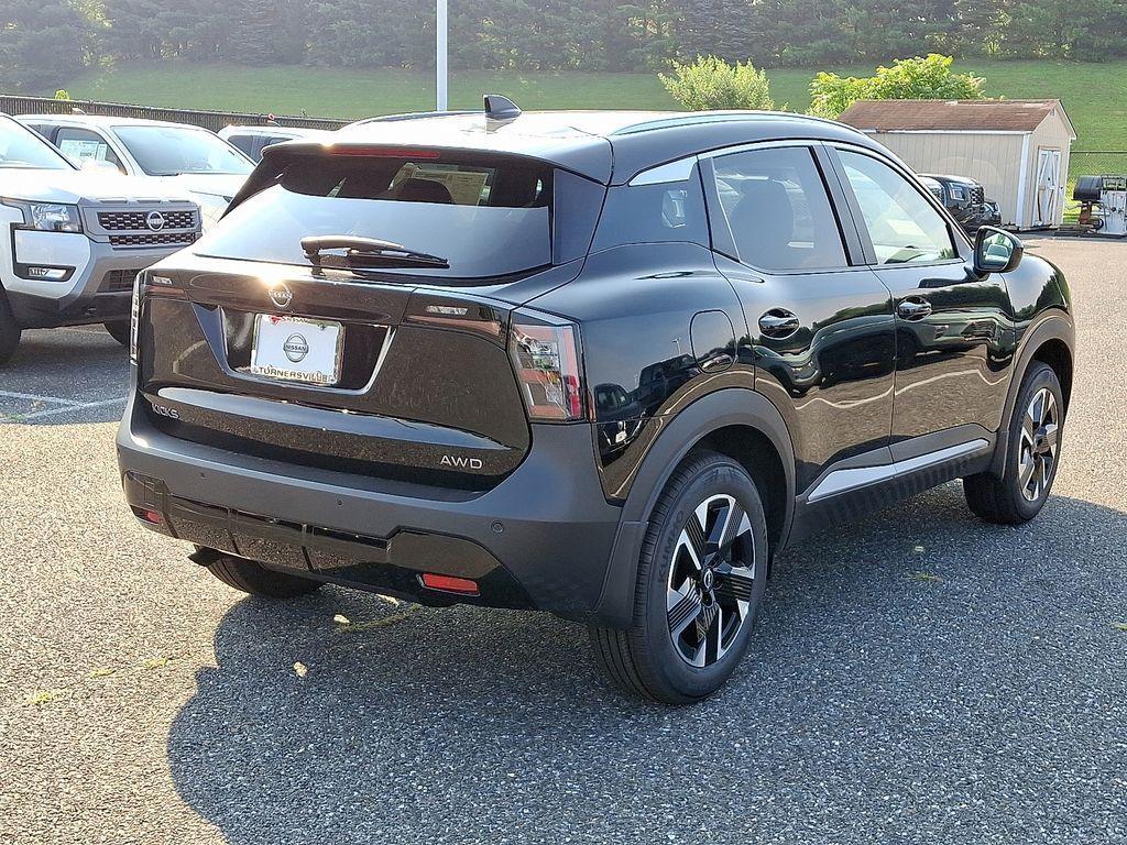 new 2025 Nissan Kicks car, priced at $28,860
