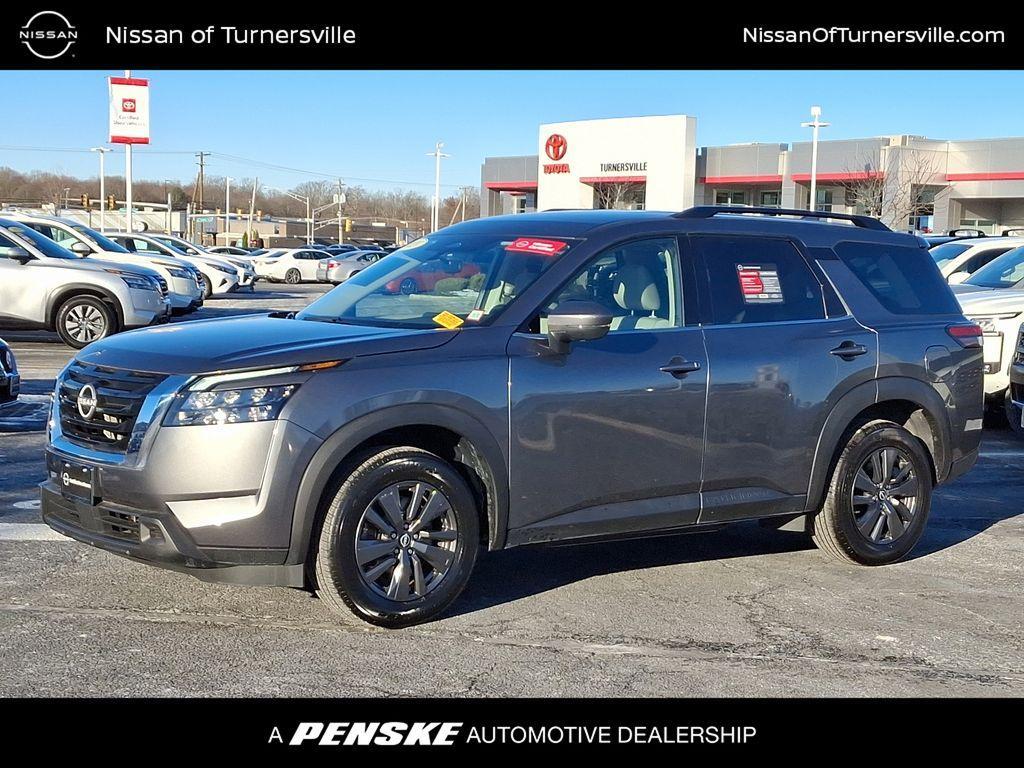 used 2023 Nissan Pathfinder car, priced at $34,498