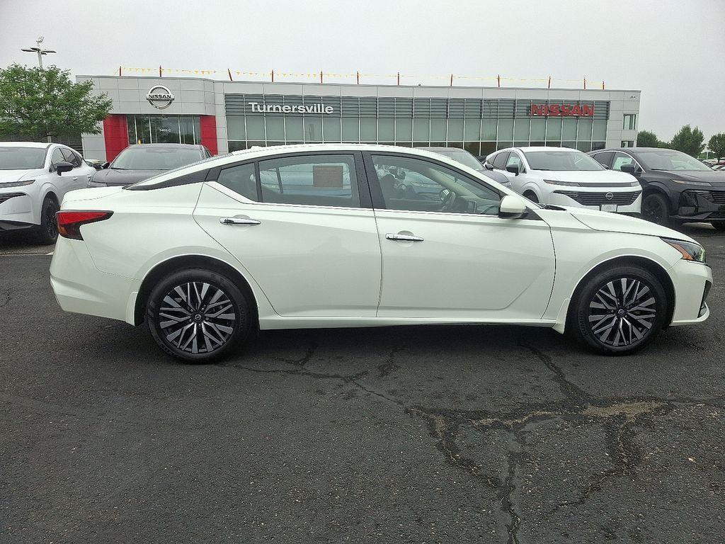 used 2023 Nissan Altima car, priced at $21,499