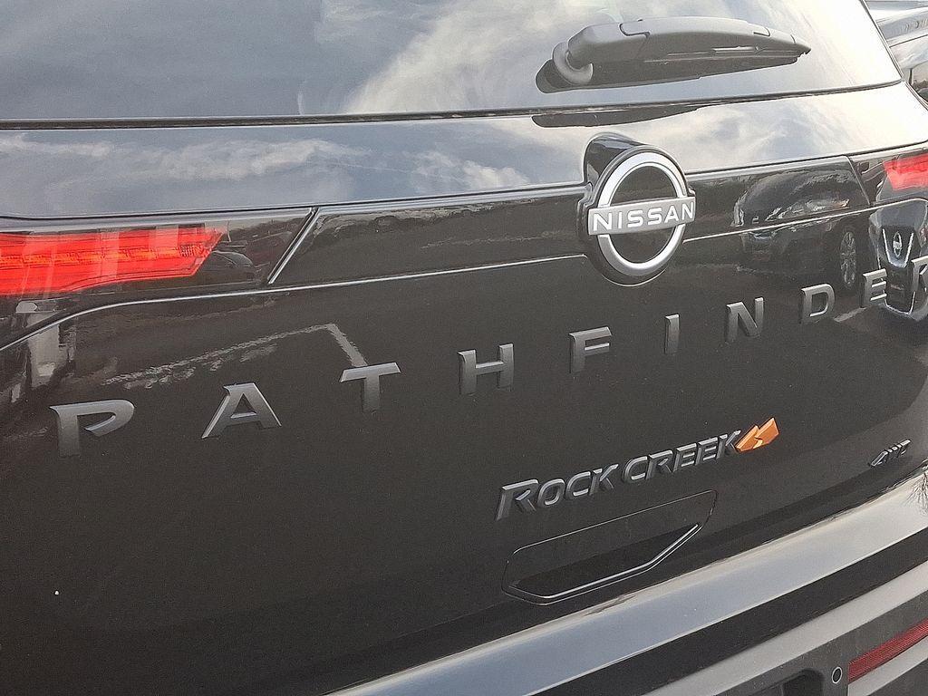 new 2025 Nissan Pathfinder car, priced at $47,175