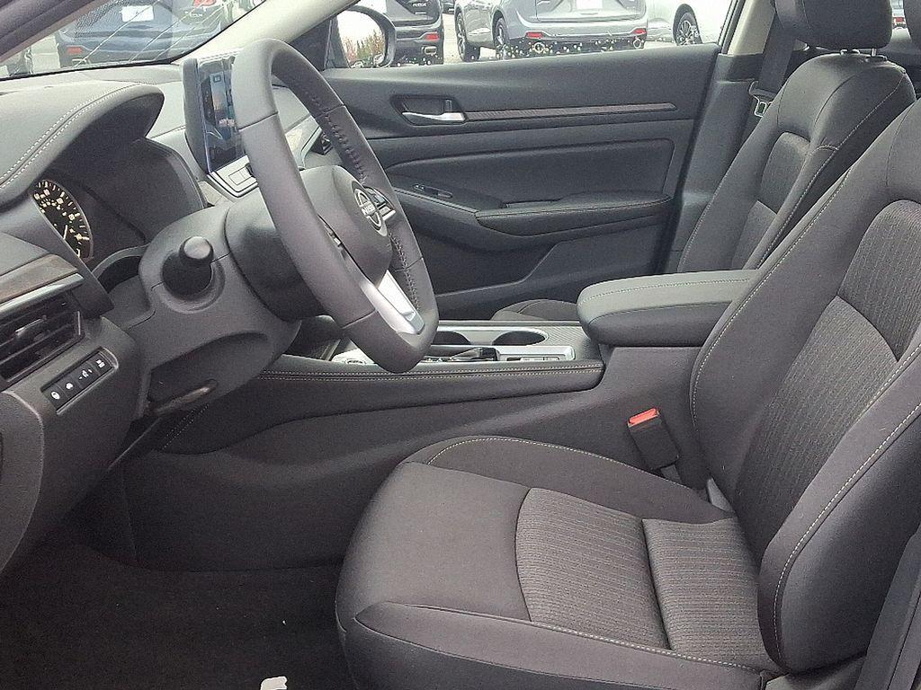 new 2025 Nissan Altima car, priced at $32,275