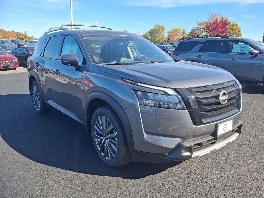 new 2025 Nissan Pathfinder car, priced at $51,525