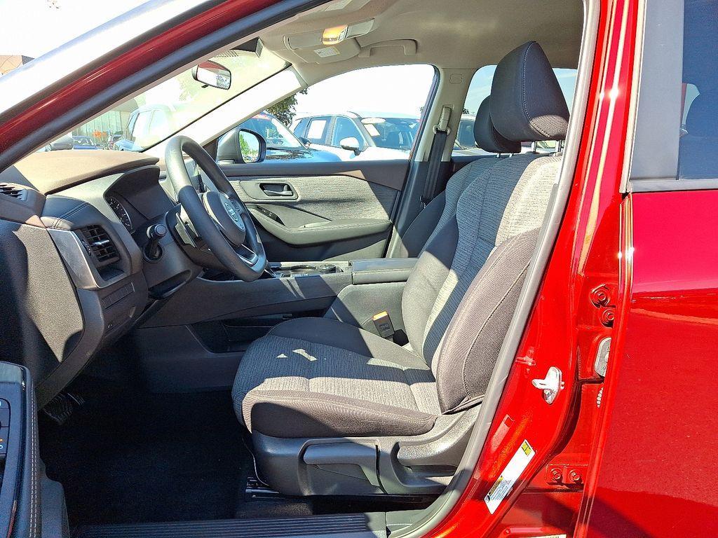 used 2021 Nissan Rogue car, priced at $21,367