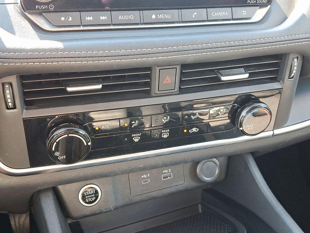used 2021 Nissan Rogue car, priced at $21,367