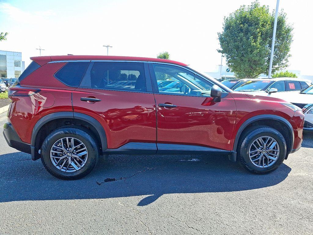 used 2021 Nissan Rogue car, priced at $21,367