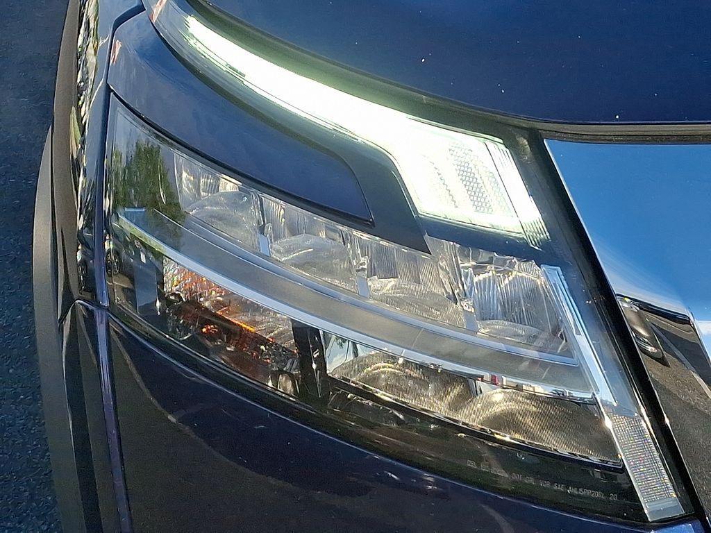 used 2022 Nissan Pathfinder car, priced at $25,877