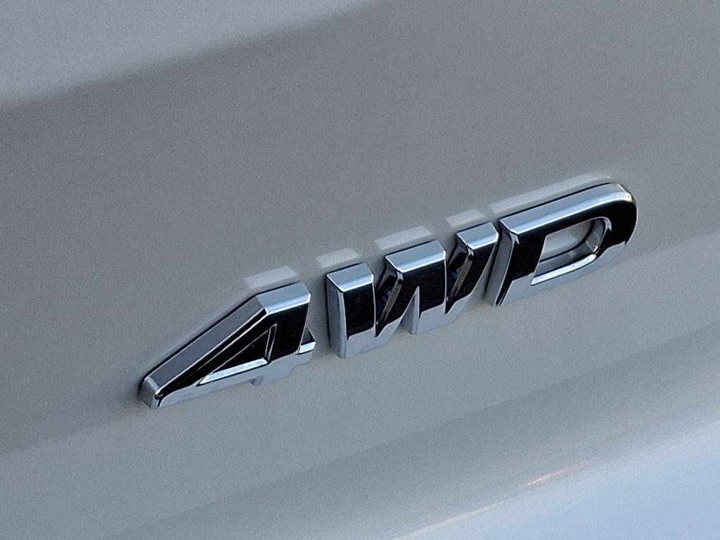 new 2025 Nissan Pathfinder car, priced at $44,870