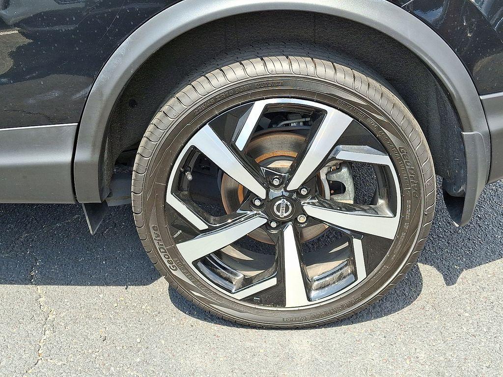 used 2022 Nissan Rogue Sport car, priced at $21,990