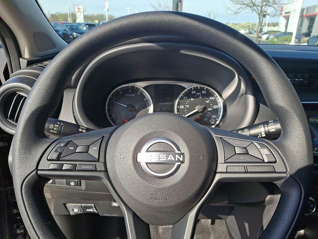 new 2025 Nissan Kicks Play car, priced at $23,760