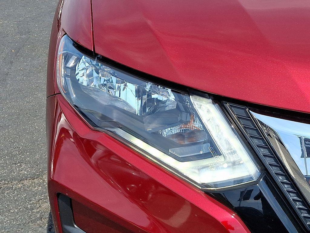 used 2020 Nissan Rogue car, priced at $21,369