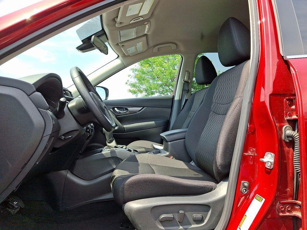 used 2020 Nissan Rogue car, priced at $21,369