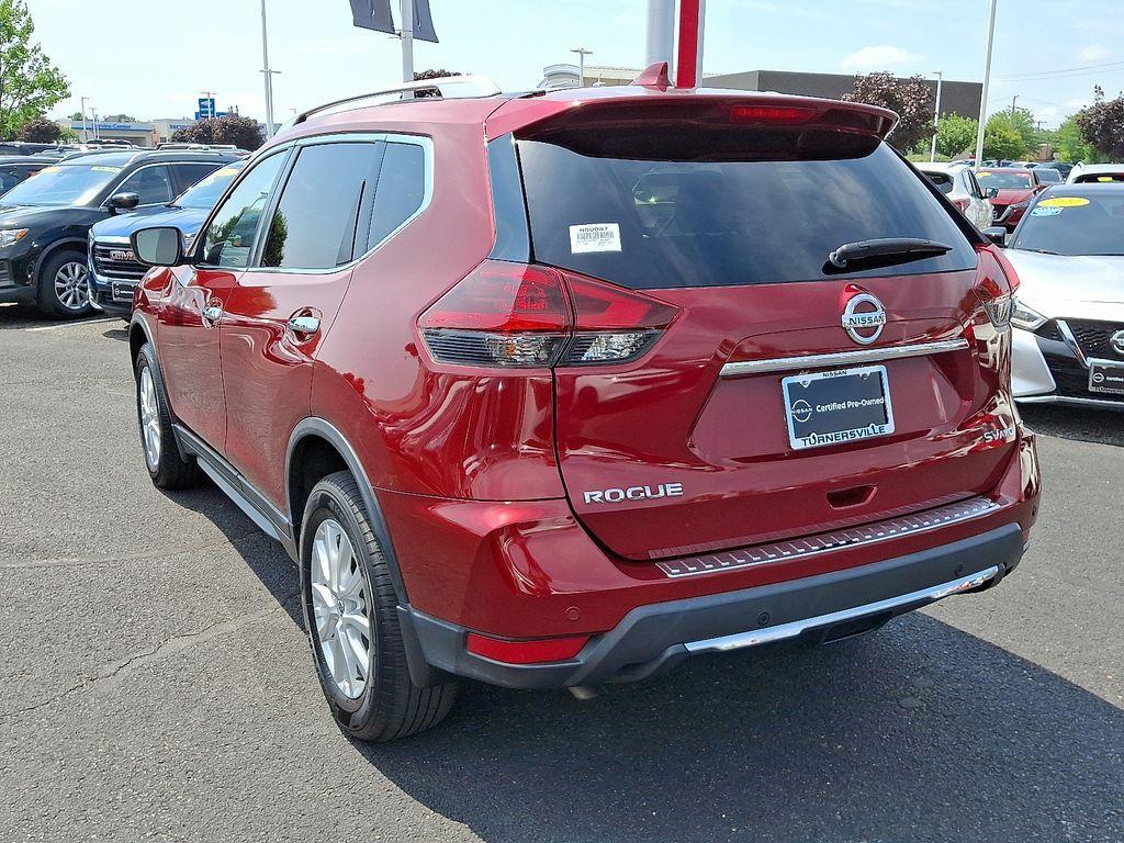 used 2020 Nissan Rogue car, priced at $21,369