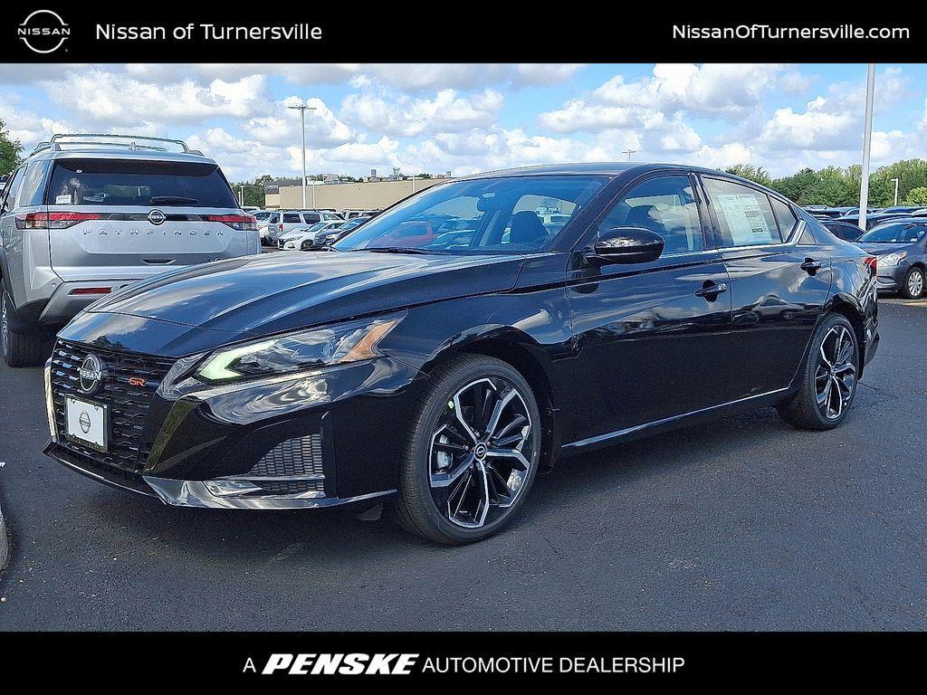 new 2025 Nissan Altima car, priced at $31,285