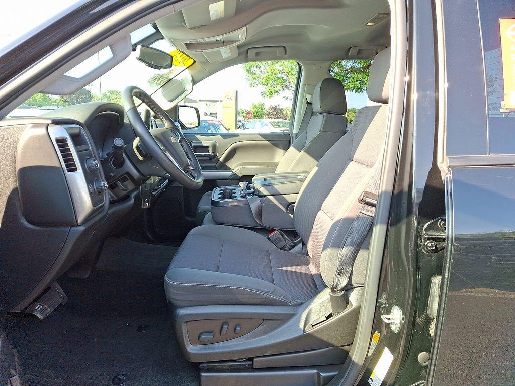 used 2018 Chevrolet Silverado 1500 car, priced at $30,381