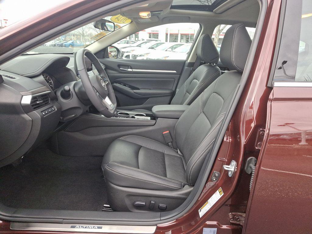 used 2024 Nissan Altima car, priced at $27,595