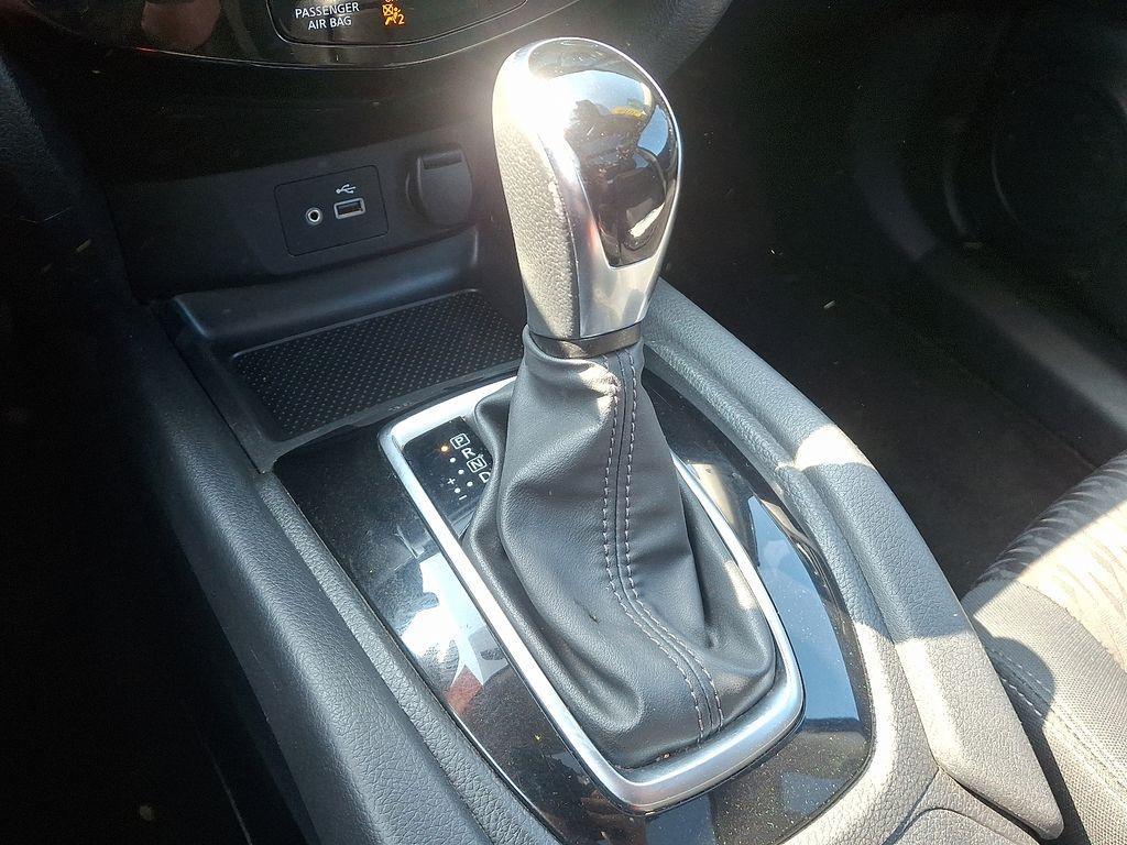 used 2019 Nissan Rogue Hybrid car, priced at $18,450