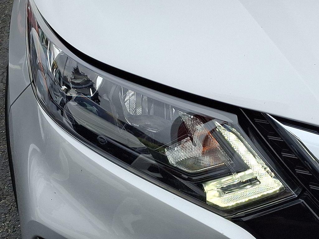 used 2020 Nissan Rogue Sport car, priced at $20,192