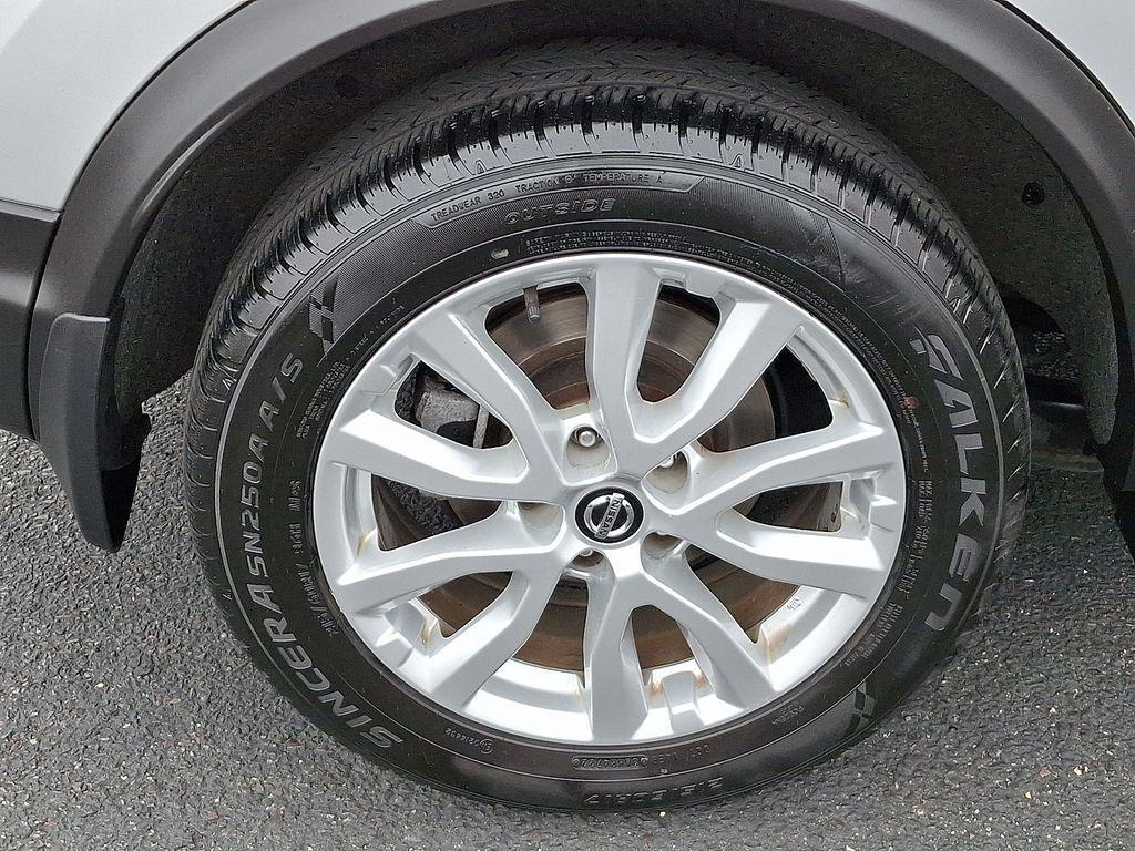 used 2020 Nissan Rogue Sport car, priced at $20,192