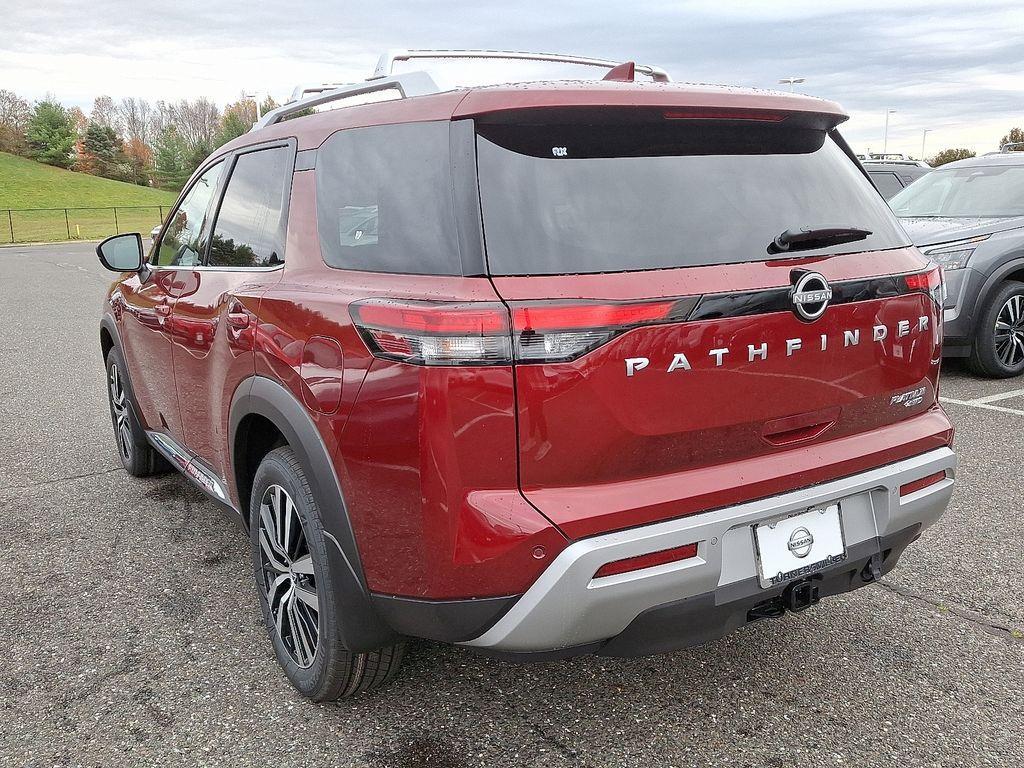 new 2025 Nissan Pathfinder car, priced at $55,370