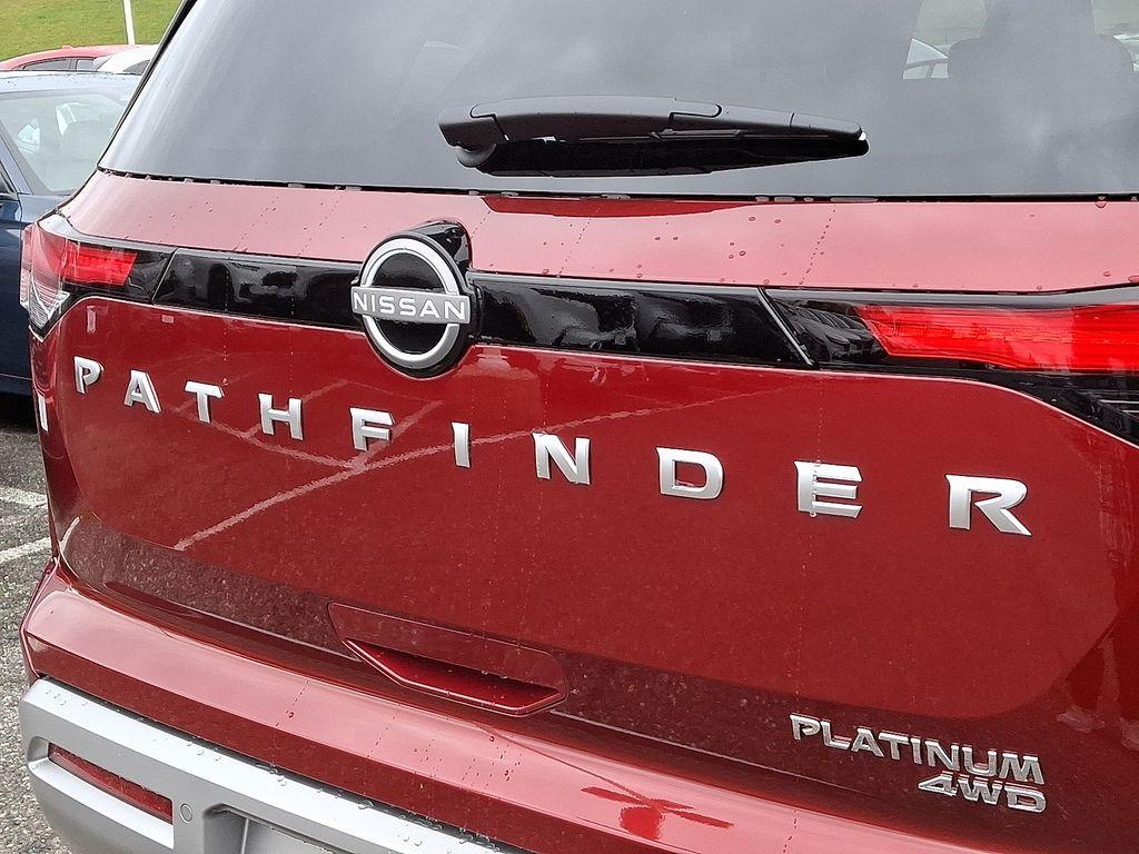 new 2025 Nissan Pathfinder car, priced at $55,370