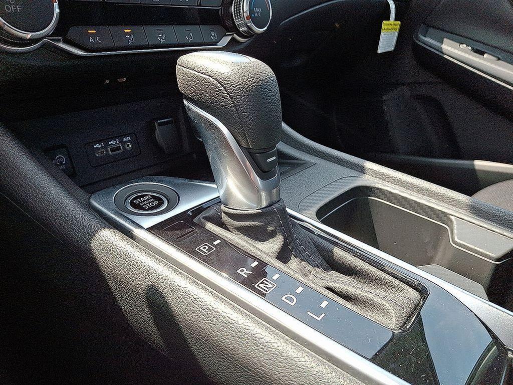new 2025 Nissan Sentra car, priced at $24,550