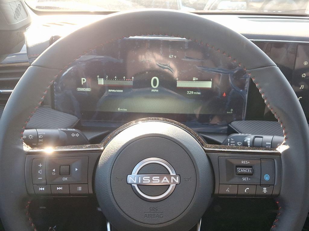 new 2025 Nissan Kicks car, priced at $30,210